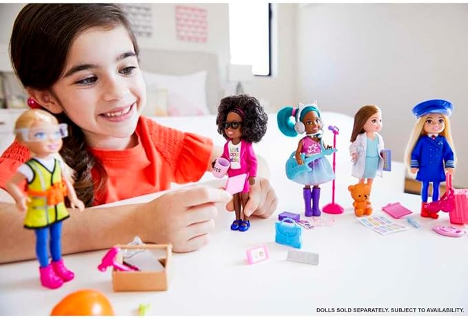 Barbie Chelsea Can Be Playset with Brunette Chelsea Rockstar Doll (6-in), Guitar, Microphone, Headphones, 2 VIP Tickets, Star-Shaped Glasses, Great Gift for Ages 3 Years Old & Up