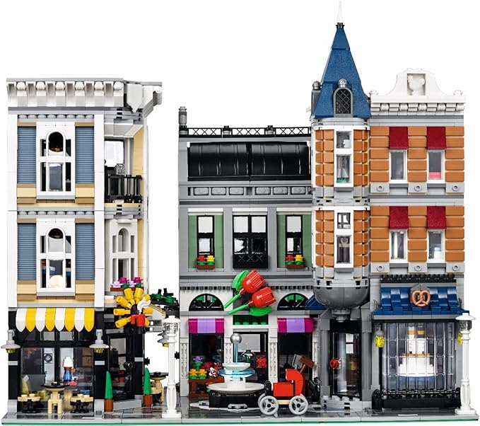 LEGO Creator Expert Assembly Square 10255 Building Kit (4002 Pieces)