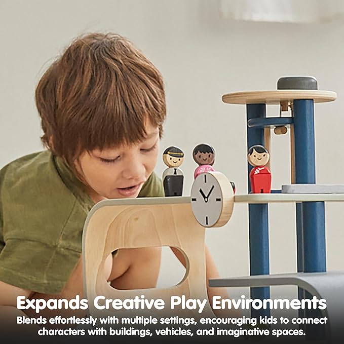 PlanToys® PlanWorld Family Set | 4 Wooden Poseable Figures for PlanCity & PlanWorld Playsets | Montessori Pretend Play Family with Flexible Arms & Legs | Eco-Friendly Sustainable Wooden Toy for Kids
