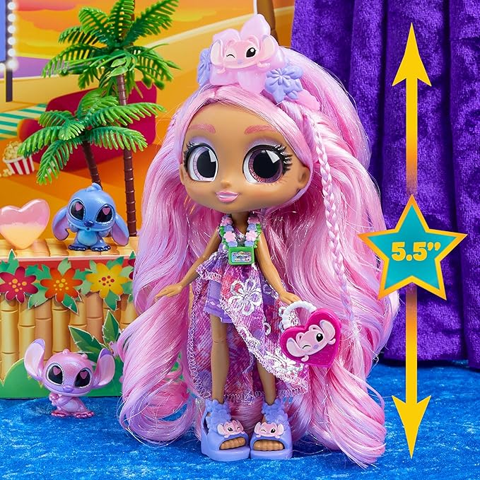 Disney Doorables ADOORBS Angel Superfan Doll, Movie Premiere, UNbox 10 Mini Accessories, 2 Exclusive Figures, Fun Play Area, Toy Gift for Collectors, Fans, Tweens, Girls & Kids 5+ by Just Play