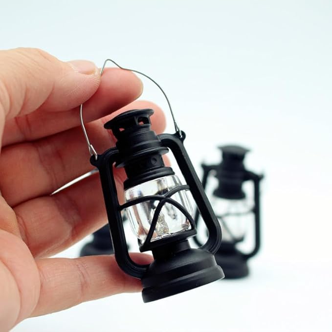2PCS 1/12 Scale Accessories Camp Lights Set,Miniature Dollhouse Accessories with Realistic Outdoor Scene Model for Dollhouse Kitchen Furniture and Decoration
