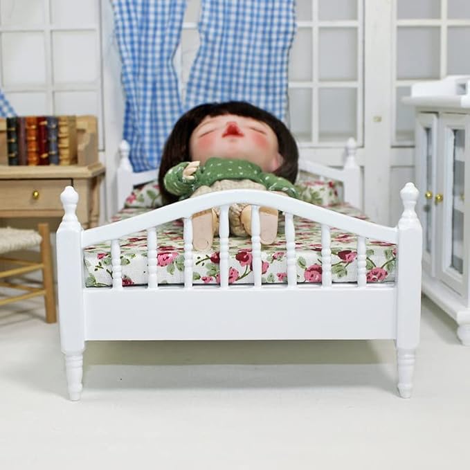 Dollhouse Decoration Accessories, Mini Dollhouse Furniture Bed Room Pretend Play Toy