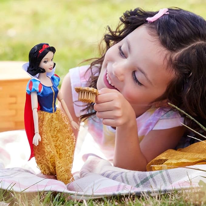 Disney Store Official Princess Classic Doll (Snow White), 11 Inches, Includes Brush with Molded Details, Fully Posable Toy in Classic Outfit - Disney Princess Toys