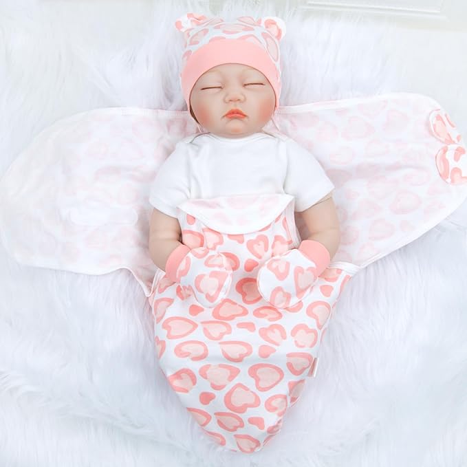 Reborn Baby Doll Clothes Swaddle Blanket 4pcs Accessories Set for 17-22 Inch Reborn Dolls Pink Heart Blanket Newborn Baby Girl Accessories