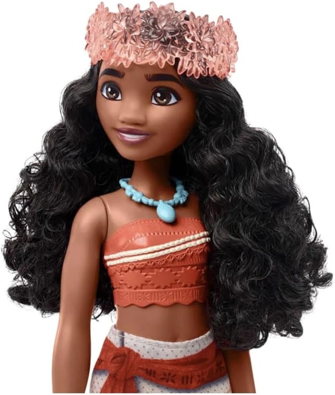 Disney Princess Toys HLW36 Moana Fashion Doll with HEI HEI Figure and Accessories Inspired by Disney Movie HLW36