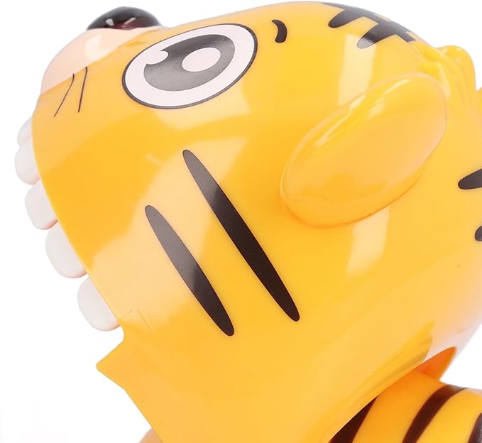 TOPINCN Biting Finger Toy Funny Interactive Dentist Game Hand Eye Coordination Stress Relieve for KidsParties Plastic (Yellow)