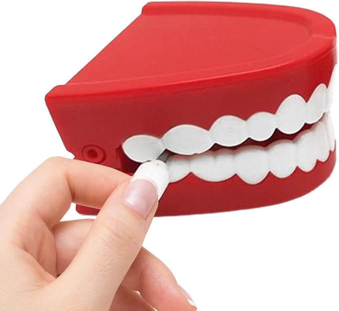 Teeth Wind Up Toy, Funny Chattering Teeth Gag Toy for Kids and Adults, Novelty Party Favor for April Fools' Day Halloween Children's Day