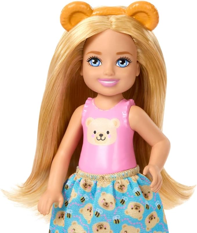 Barbie Family & Friends Club Chelsea Pop-Up Tea Party Playset with Blonde Small Doll, Transforming Picnic Basket & 10+ Accessories
