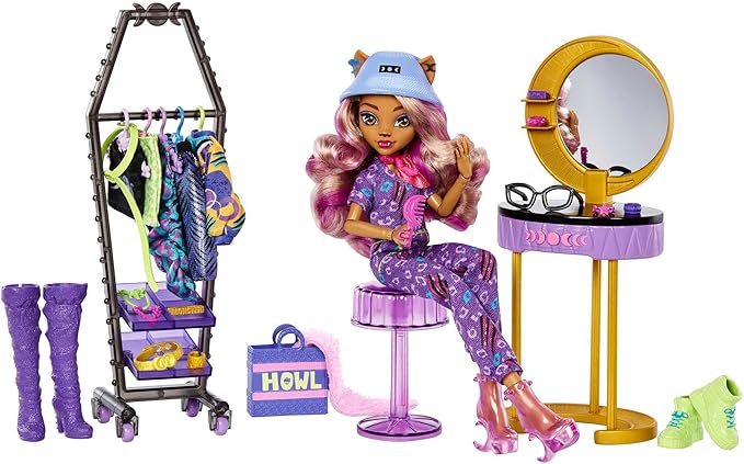 Monster High Doll & Playset, Clawdeen Wolf Boo-tique Studio with Fashion Accessories, 20+ Pieces for Mix-&-Match Outfits