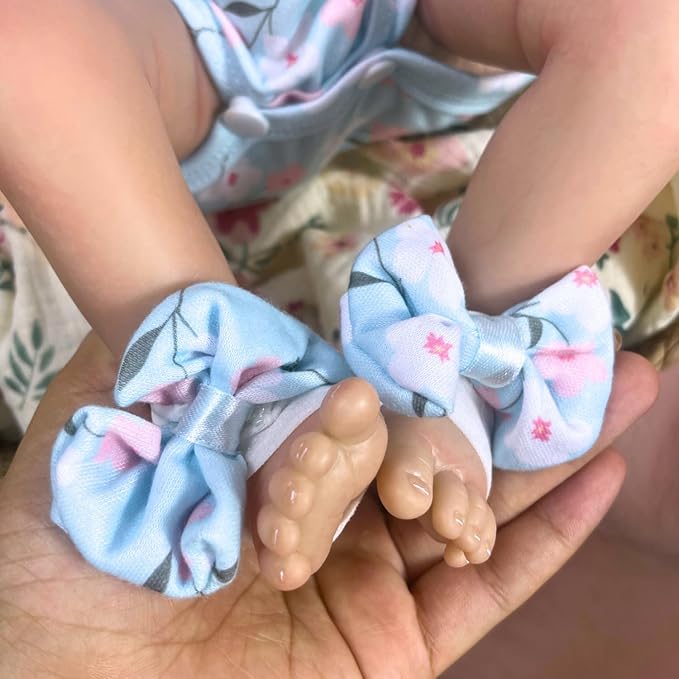 MRB Reborn Baby Dolls, 18-inch Realistic Newborn Baby Dolls with Soft Cloth Body, Real Life Baby with Doll Accessories for Kids Age 3 +