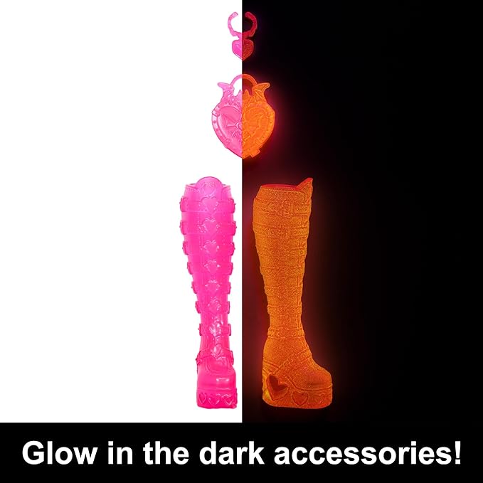 Monster High Skulltimate Secrets Neon Frights Doll & Accessories, Draculaura with Dress-Up Locker & 19+ Surprises