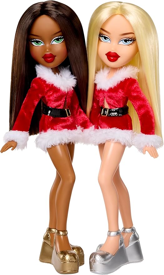 Bratz Very Merry Cloe Fashion Doll, Special, Holiday Packaging