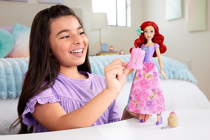 Mattel Disney Princess Ariel Fashion Doll Set, Spin & Reveal with 11 Surprises Including 5 Accessories, 5 Stickers & Play Scene, Inspired by Movie