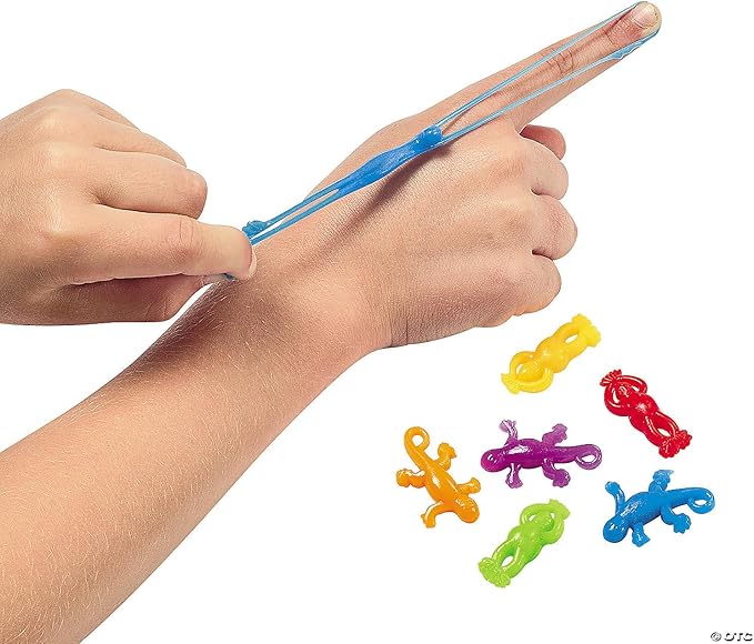 Fun Express Mini Stretchy Flying Frogs and Lizards - Bulk Set of 144 - Novelty Toys, Party Favors and Giveaways