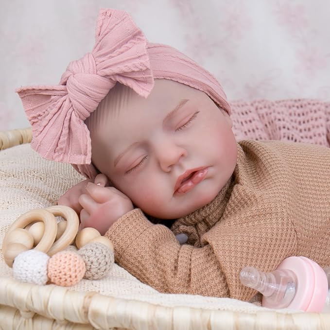 Aori Realistic Reborn Baby Dolls - Real Life Like Newborn Baby Doll with Flexible Limbs, Weighted Soft Body Real Looking Reborn Doll Set with Outfit for Kids 3+, Parents, Elderly and Collectors