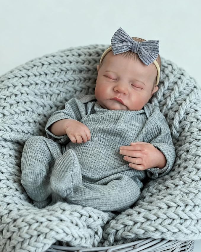 FOCKOF Realistic Reborn Baby Dolls Girl 17-Inch Soft Vinyl Lifelike Real Life Baby Dolls Babe Reborn Accessories for 3+ Years Old (Gray)