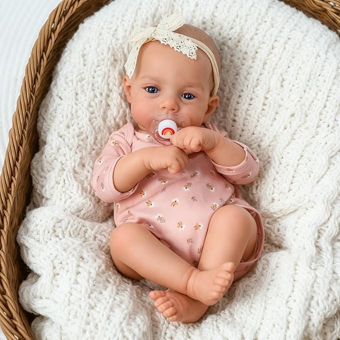 SCOM Realistic Reborn Baby Dolls - 18 Inch Lifelike Newborn Baby Dolls Adorable Girl, Real Life Baby Doll with Accessories, Hand-Drawn Hair Soft Baby Doll Reborn, for 3+ Kids, Birthday Gift