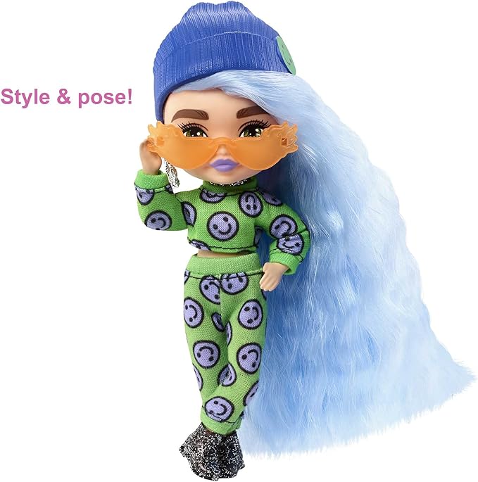 Barbie Extra Minis Doll #3 (5.5 in) Wearing Emoji-Printed 2-Piece Fashion, with Doll Stand & Accessories Including Sunglasses and Purse, Gift for Kids 3 Years Old & Up