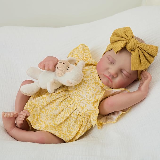 FOCKOF Realistic Reborn Baby Dolls-18 Inch Realistic Baby Doll Girls Soft Cloth Body Reborn Baby with Gift Box for Kids Age 3+