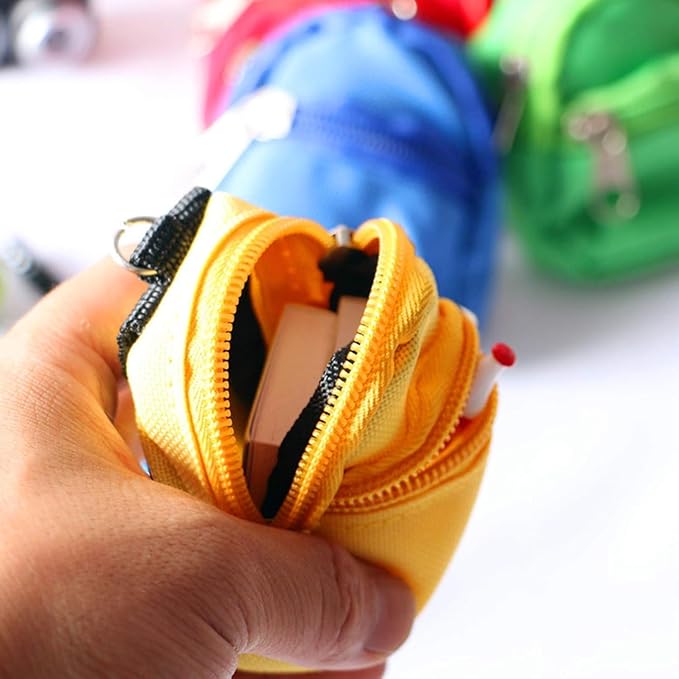 1Pc Yellow Mini Doll Backpack School Bag Model Dollhouse School Accessory for 1/6 Scale Dollhouse Dollhouse Décor,Simulation Mini School Bag Model,Dollhouse Accessories