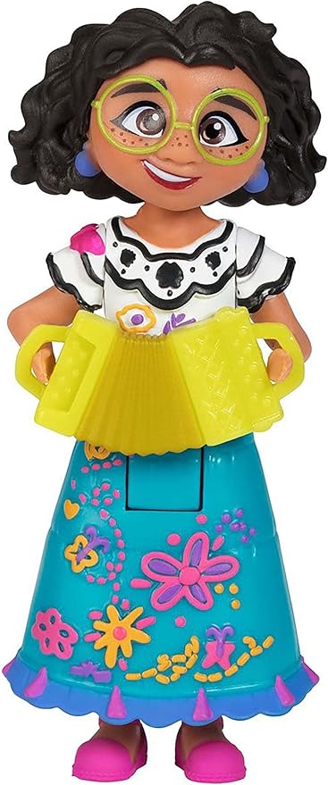 Disney Encanto Doll Figures, The Madrigal Family 6-Pack Set Each with an Accessory - Great to Play with The Casa Madrigal