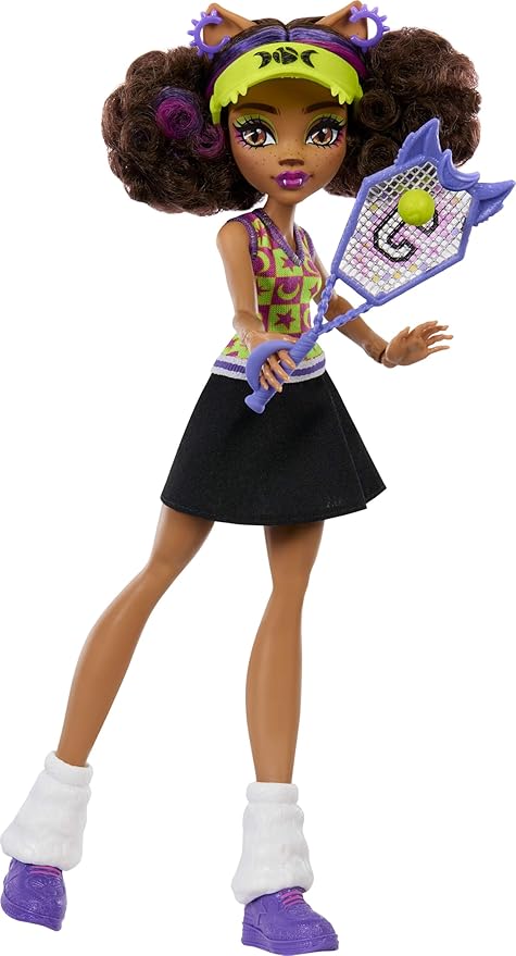 Monster High Buried Secrets Dolls and Accessories, Courtside Fang-Out Theme with Mystery Doll and 5 Unboxing Surprises (Characters May Vary)