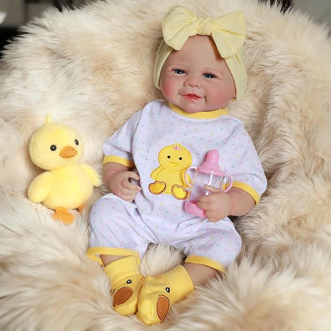 GYIPFIPA Reborn Baby Dolls, 18-Inch Cute Soft Realistic Newborn Baby Dolls Poseable Real Life Lifelike Baby Doll w/Doll Accessories for 3+ Year Old Girls