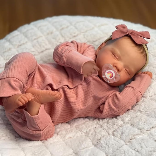 WOOROY Realistic Reborn Baby Dolls - 18 Inch Real Life Newborn Sleeping Dolls Girl with Soft Weighted Cloths Body, Lifelike Realborn Doll with Accessories and Gift Box for Kids 3+