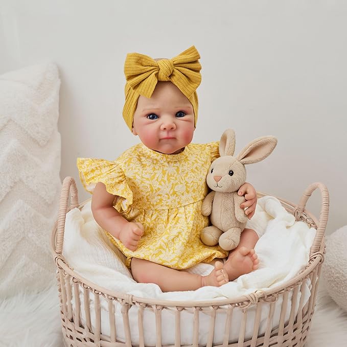 FOCKOF Realistic Reborn Baby Dolls-18 Inch Realistic Baby Doll Girls Soft Cloth Body Reborn Baby with Gift Box for Kids Age 3+