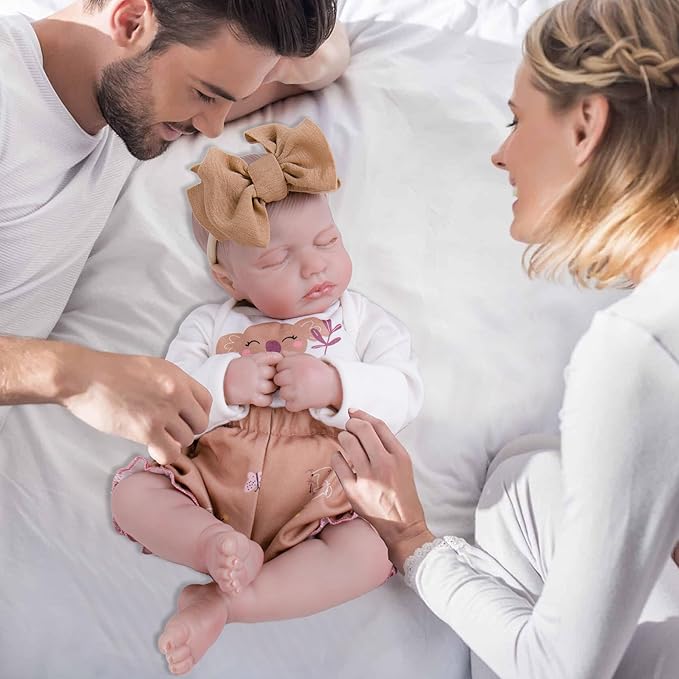 Milidool Lifelike Reborn Baby Dolls-20 Inch Realistic Newborn Baby Dolls, Soft Poseable Cloth Body Real Life Baby Dolls Silicone with Accessories Toy for for 3+ Year Old Girls Gifts, Pretend Play