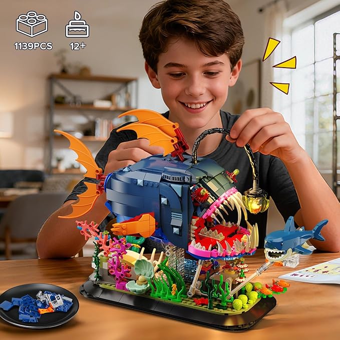 Mechanical Angler Fish Building Set with Lights, Movable Lantern Fish Building Blocks Toy with Shark Jellyfish, 1139 PCS Ocean Animal Building Kit, Home Decor Gift for Adults Teens Boys 12+