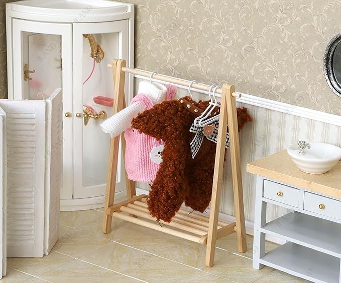 ILAND 1/12 Scale Accessories Dollhouse Miniature Rack w/ 6 Mini Hangers, Plant Hanger for Living Room, Bathroom, Bedroom (1 Foldable Rack w/ 6 Mini Hangers)