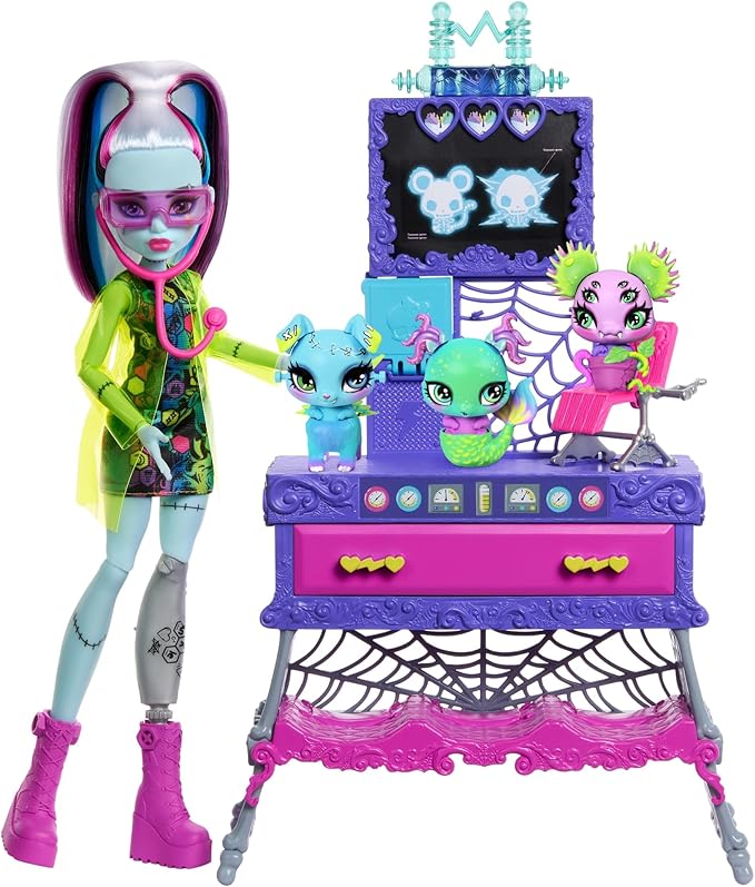 Monster High Make-A-Monster Pet Playset, Frankie Stein Doll and 30+ Accessories for Countless Pet Combos, Mad Science Lab Furniture