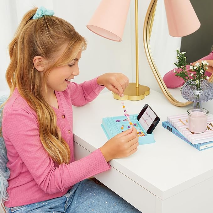 Make It Real Color Reveal DIY Bracelets Kit - Transforming Beads Craft Set for Kids