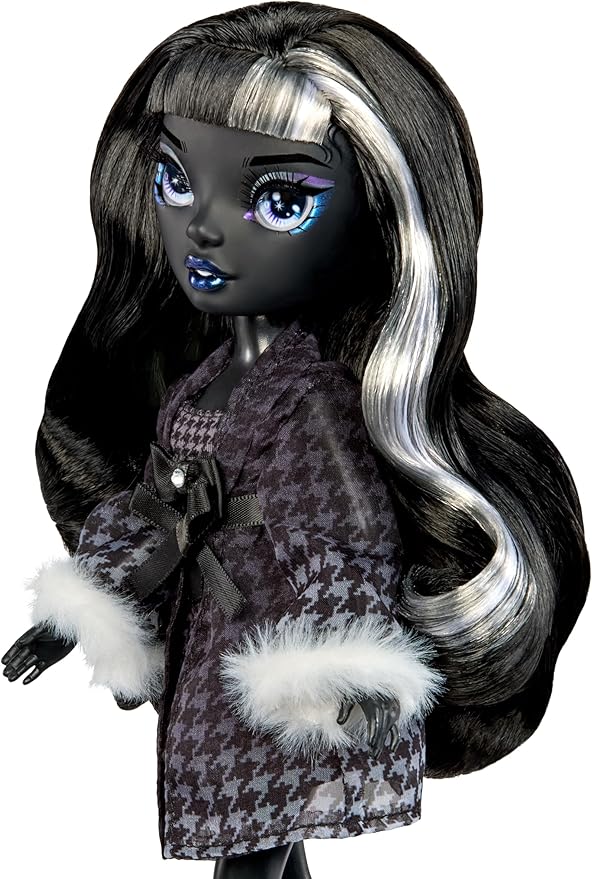 Rainbow High Shadow High Girl's Night Shanelle Onyx- Grayscale 11" Fashion Doll. Black Hair. Black Outfit. Girl's Night Accessories and Comb.