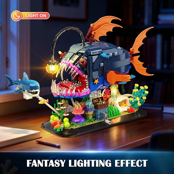 Mechanical Angler Fish Building Set with Lights, Movable Lantern Fish Building Blocks Toy with Shark Jellyfish, 1139 PCS Ocean Animal Building Kit, Home Decor Gift for Adults Teens Boys 12+