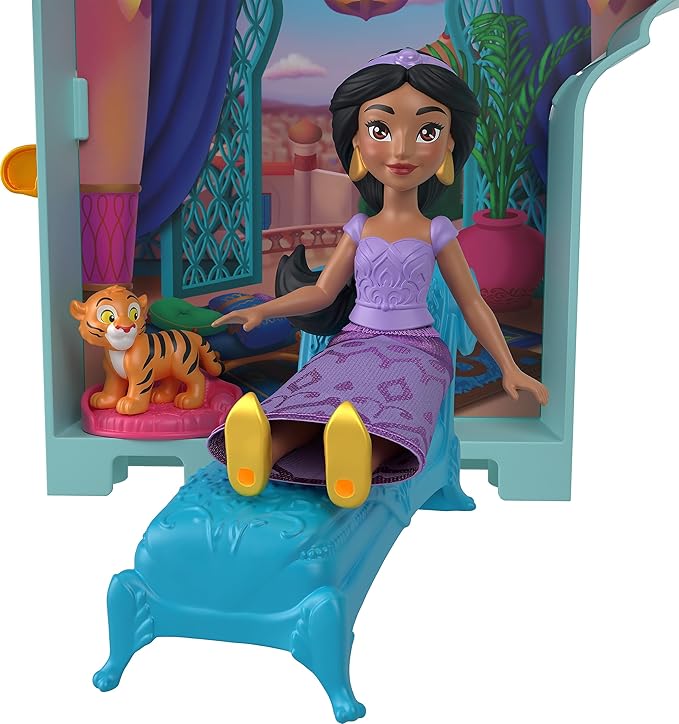 Mattel Disney Princess Toys, Jasmine Doll House Stackable Castle with 1 Small Doll, 2 Character Friends & 7 Accessories, Inspired by the Movie Aladdin