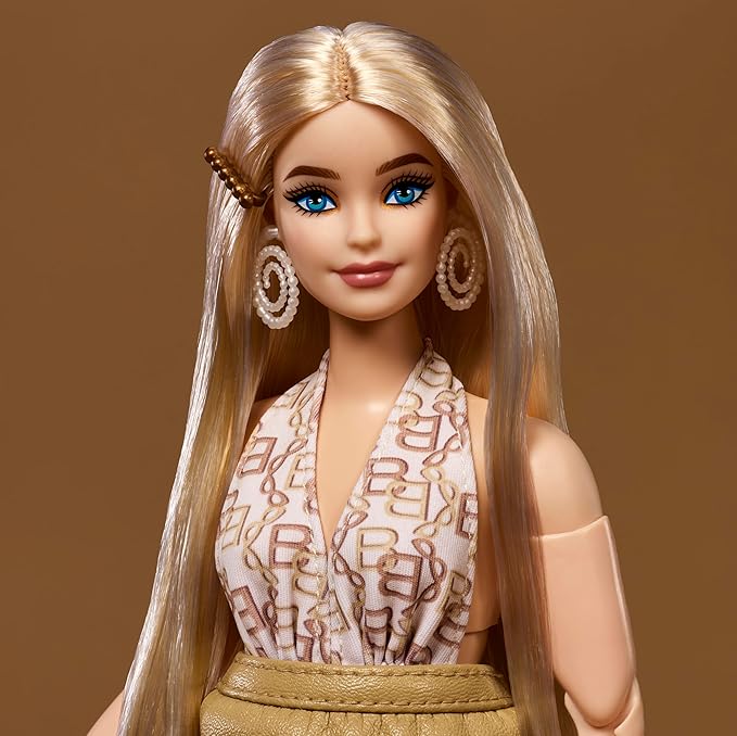 Barbie Basics You Create Neutral Kit 003 with Customizable Fashion Doll & Universal-fit Clothing, Posable Body & Swappable Doll Head