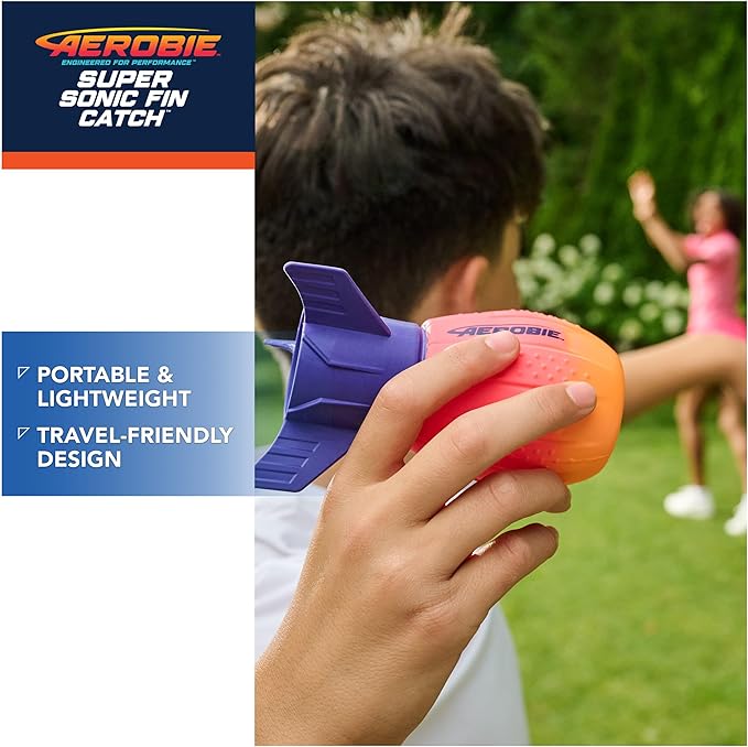 Spin Master Aerobie Super Sonic Fin Catch Football Toy, Aerodynamic Football Toys with Soft Construction, Outdoor Games for Kids Aged 8 & Up, Blue/Orange