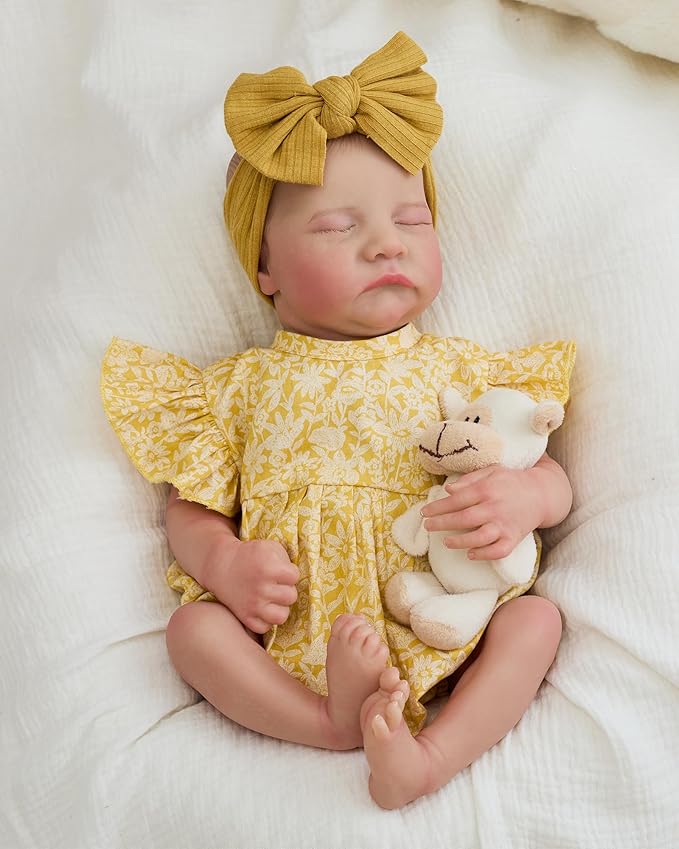 FOCKOF Realistic Reborn Baby Dolls-18 Inch Realistic Baby Doll Girls Soft Cloth Body Reborn Baby with Gift Box for Kids Age 3+