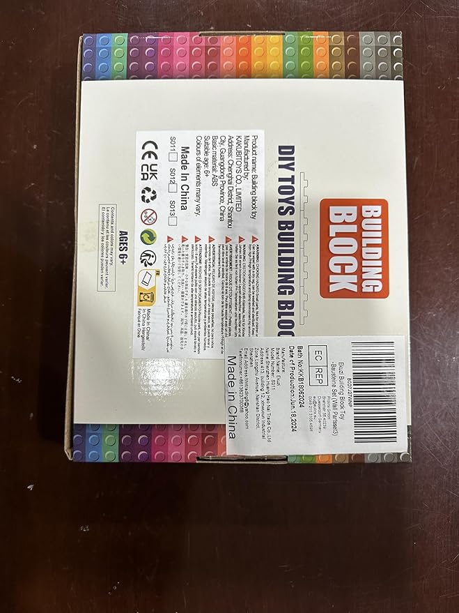 Masonry Profile Building Bricks Set, Building Blocks Includes Medium Building Brick Parts, Base Plate, Tall Streetlamp and Prickly Bushes Compatible with Major Brands Classic
