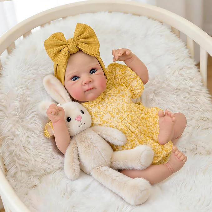 FOCKOF Realistic Reborn Baby Dolls-18 Inch Realistic Baby Doll Girls Soft Cloth Body Reborn Baby with Gift Box for Kids Age 3+