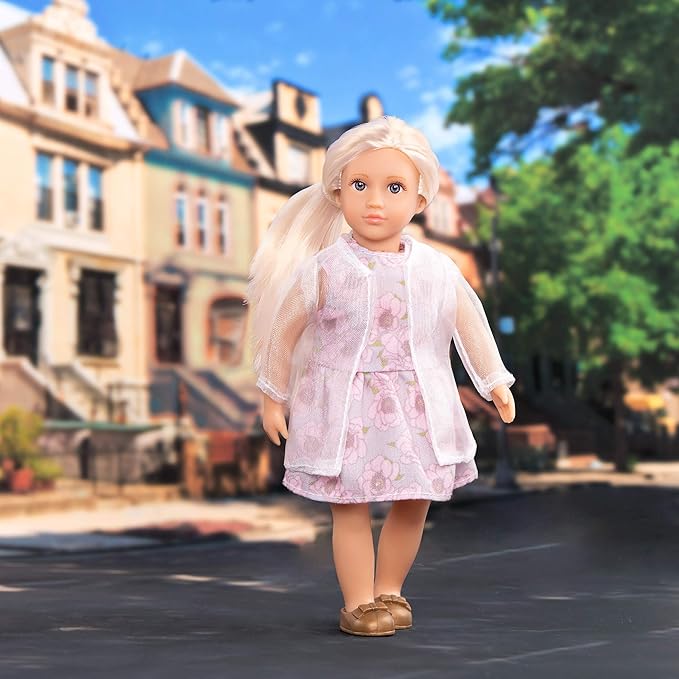 Lori – Mini Doll – 6-Inch Fashion Doll – Stylish Outfit – Jacket, Dress & Shoes – 3+ Years– Perla