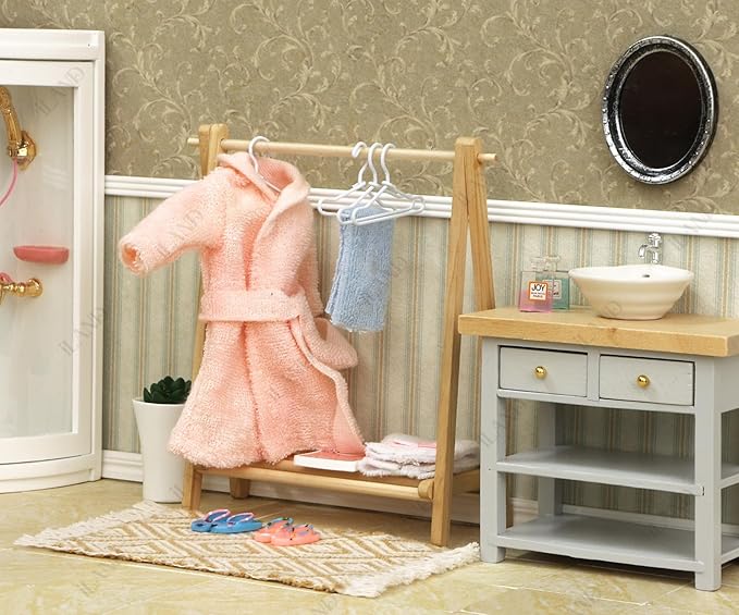 ILAND 1/12 Scale Accessories Dollhouse Miniature Rack w/ 6 Mini Hangers, Plant Hanger for Living Room, Bathroom, Bedroom (1 Foldable Rack w/ 6 Mini Hangers)