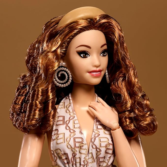 Barbie Basics You Create Neutral Kit 003 with Customizable Fashion Doll & Universal-fit Clothing, Posable Body & Swappable Doll Head