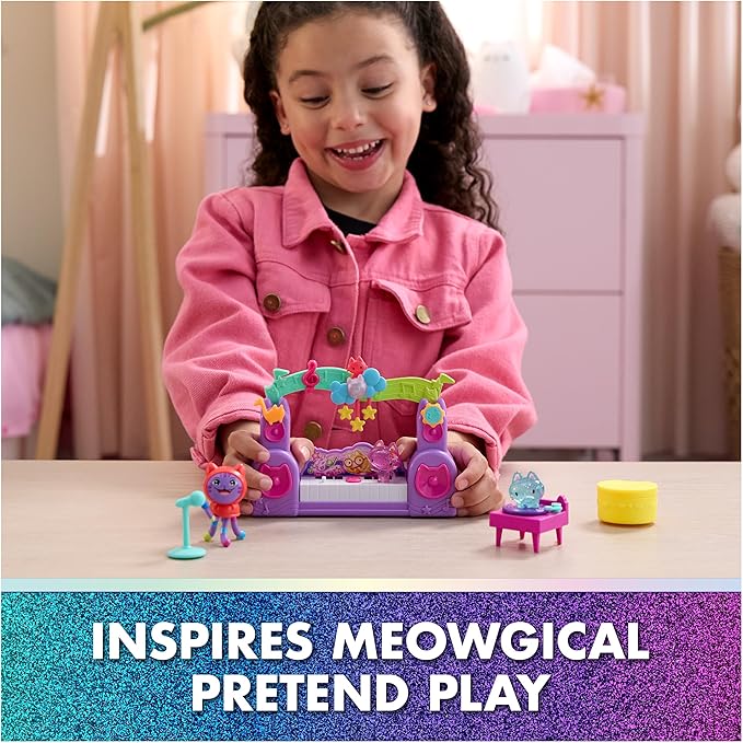 DreamWorks GABBY'S Dollhouse The Movie, Paw-Some Party Story Set with DJ Catnip, 2 Eraser Cat Toy Figures & Accessories, Kids Toys for Girls & Boys Ages 3 and Up