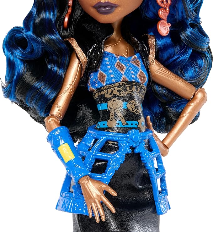 Monster High Boo-riginal Creeproduction Doll, Robecca Steam Collectible Reproduction with Doll Stand, Diary, and Pet Penguin Captain Penny