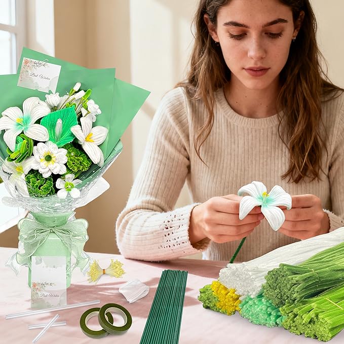 LINAYE 500 PCS Pipe Cleaners Craft, 6 Colors Pipe Cleaners Flowers Kit, Chenille Stems for Crafts with Instruction Wrapping Paper, Flower Stamens, Stems Art and Craft Supplies Green