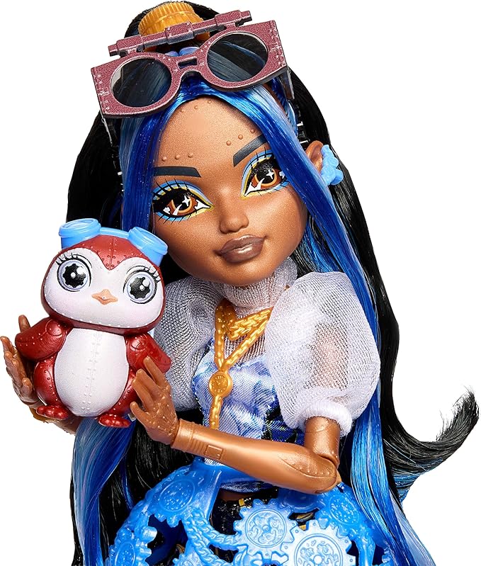 Monster High Doll, Robecca Steam in Blue Blouse and Black Shorts with Pet Penguin Captain Penny and 7 Accessories Like Flying Goggles and Purse