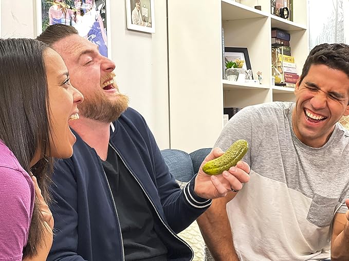 DR DINGUS Yodeling Pickle (1 Pickle - 5 Inch) Sings Dill-lightful Musical Yodel Song - Hilarious Laughs - Singing Novelty Gag Gift for Friends Family Coworkers Office Students Classroom